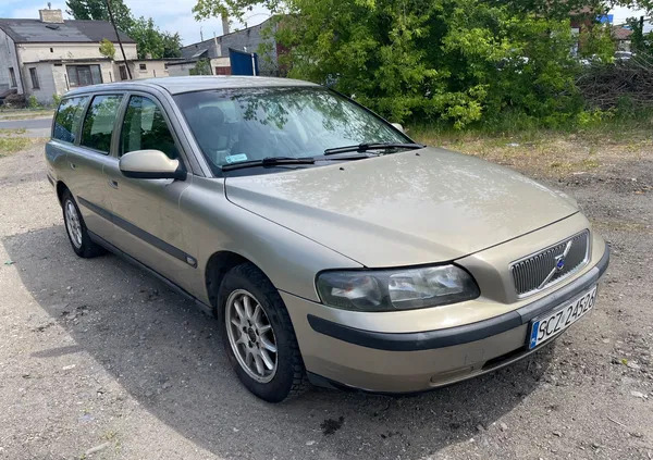 samochody osobowe Volvo V70 cena 3800 przebieg: 395000, rok produkcji 2003 z Częstochowa